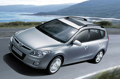 Hyundai i30 cw: Tiết kiệm, và thanh thoát - 1