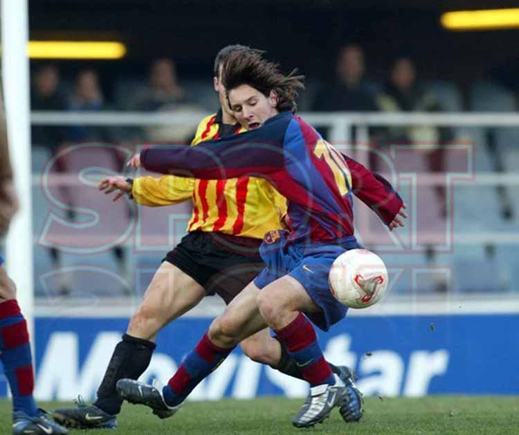 Messi đã phải trải qua những ngày tháng khổ luyện cùng lò đào tạo trẻ La Masia trước khi hướng tới chinh phục những đỉnh cao của bóng đá Thế giới vào thời điểm hiện nay.
