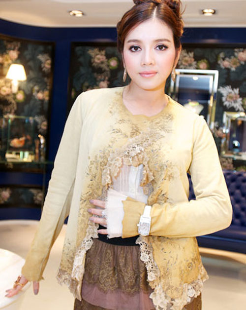 Mỹ nhân - Đồ hiệu: Cuộc tình cân xứng? - 5