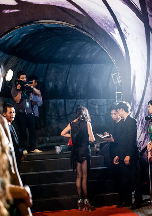 Học trò Mr Đàm rủ nhau đi xem 007 - 4