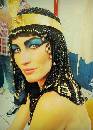 Hoảng hốt gương mặt "ma" của mỹ nhân - 7