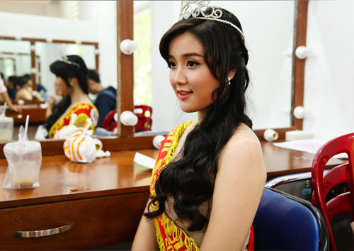Thí sinh Miss Teen dọa ma giám khảo - 11