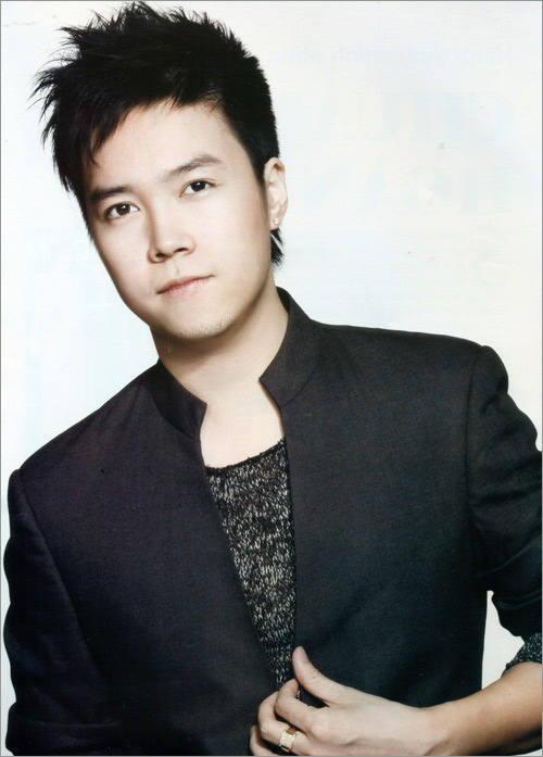 Lê Hiếu: Có cô đến với tôi vì...chơi bời - 2