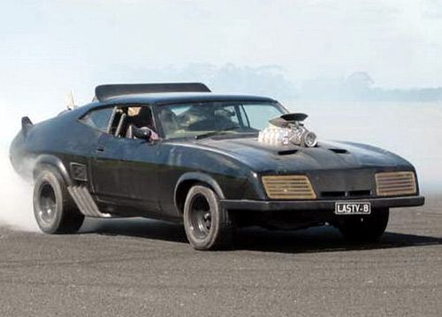 Những chiếc xe bất hủ của Hollywood - 7