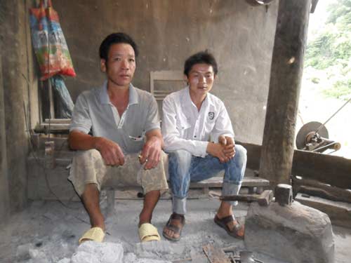 Gặp "vua chạm bạc": Làm đẹp cho sơn nữ - 2