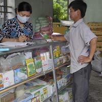 Thị trường - Tiêu dùng - Hiểm họa từ thuốc bảo vệ thực vật nhập lậu