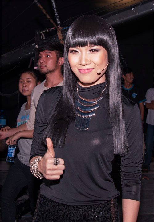 "Họa my tóc nâu" hóa nữ thần Cleopatra - 18