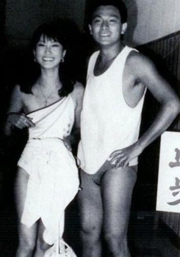 Lộ ảnh quá khứ đắt giá của sao Hoa - 4