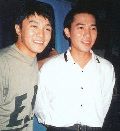 Lộ ảnh quá khứ đắt giá của sao Hoa - 16