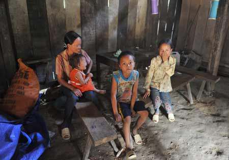 Tiếng ru buồn ở làng vô địch... đẻ - 6