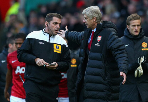 Cuộc chiến Ferguson-Wenger: Phai nhạt - 2