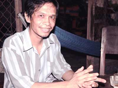 Thi sĩ mù lấy vợ bằng... thơ - 3