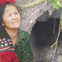 Tin tức trong ngày - Chuyện tình sơn nữ làm cảm động cả núi rừng