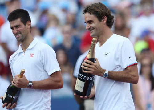 Tennis 8: Federer lật tẩy Djokovic - 1