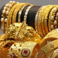 Tài chính - Bất động sản - Vàng nội bất ngờ “vượt mặt” vàng ngoại