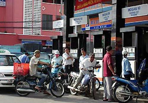 Hết thời loạn 'hoa hồng' xăng dầu - 2