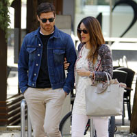 Bóng đá - Xabi Alonso như tài tử điện ảnh dạo phố