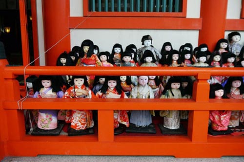 Ám ảnh ngôi đền tưởng niệm búp bê - 5