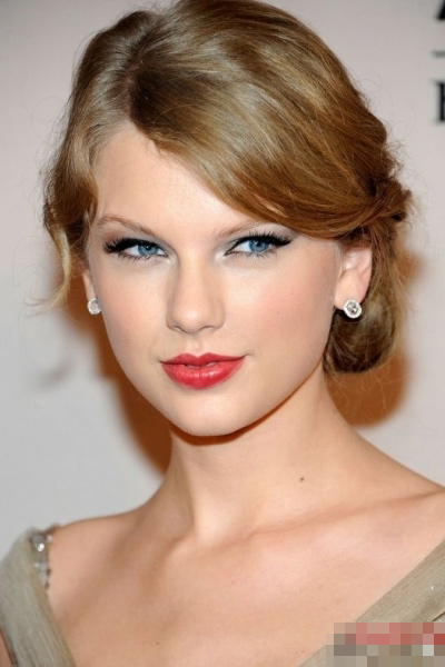 Taylor Swift thêm ngọt ngào vì đâu? - 8