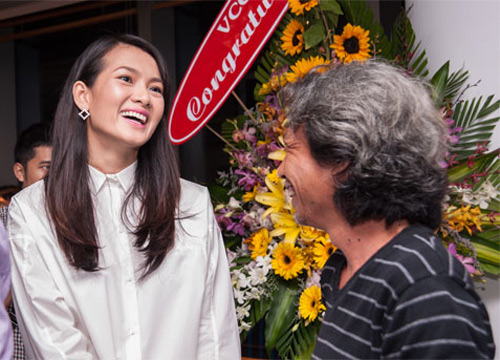 Uyên Linh nhí nhảnh khoe đường cong - 10