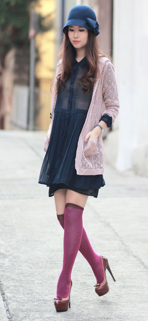 Lướt phố Hồng Kông ngắm chân dài - 12