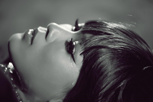 Mỹ Tâm bí ẩn trong MV mới - 4