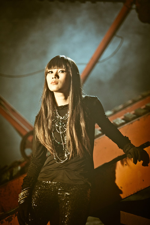 Mỹ Tâm bí ẩn trong MV mới - 7