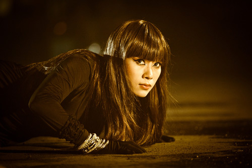 Mỹ Tâm bí ẩn trong MV mới - 2