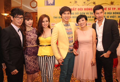 Phương Thanh xung phong làm tiền đạo - 8