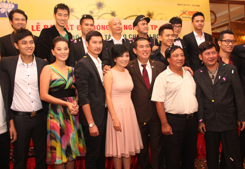 Phương Thanh xung phong làm tiền đạo - 10