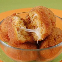 Ẩm thực - Bí bọc phô mai chiên giòn khó chối từ!