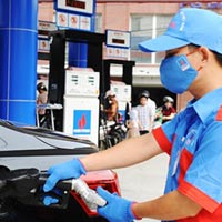 Thị trường - Tiêu dùng - Bộ Tài chính yêu cầu giữ nguyên giá xăng