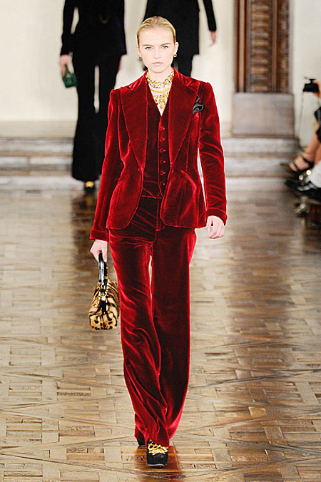 Thời trang nhung quyến rũ trên sàn diễn - 15