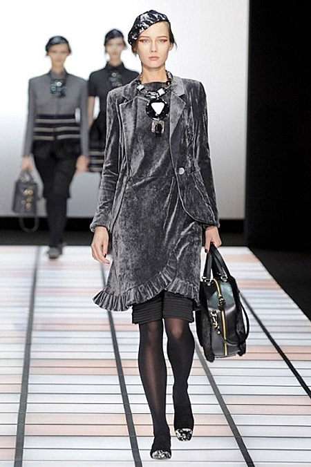 Thời trang nhung quyến rũ trên sàn diễn - 6