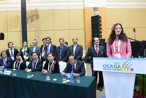 Nhã Kỳ nổi bật tại Macau - 6