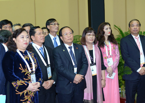 Nhã Kỳ nổi bật tại Macau - 4