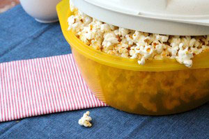 Làm bắp rang bơ chua cay cực dễ! - 2