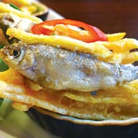 Ẩm thực - Cá linh chiên khoai lang miệt đồng