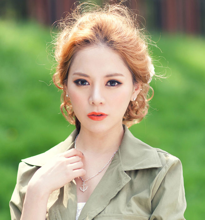 Lãng mạn với tóc xoăn giả - 8