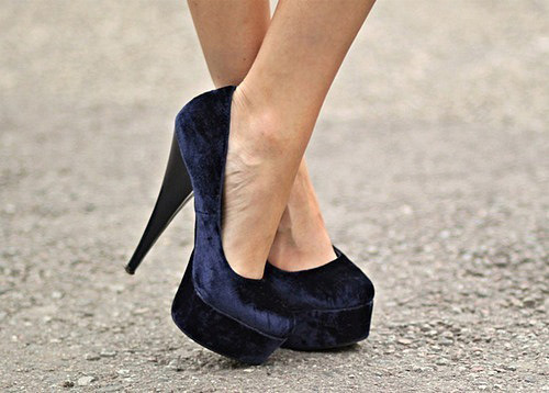 Xem vải nhung phô trương quyền lực - 3