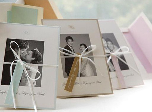 1001 kiểu thiệp cưới lạ của sao - 2