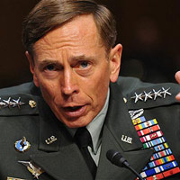 Tin tức trong ngày - Thừa nhận ngoại tình, Giám đốc CIA từ chức