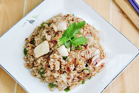 Cơm chiên mực đậm đà ngày cuối tuần - 11