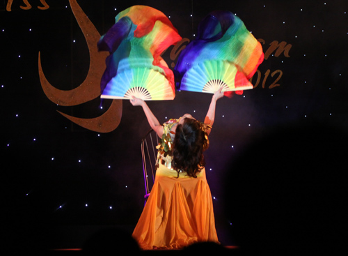 Hoa khôi Đại Nam khoe lưng ong quyến rũ - 13