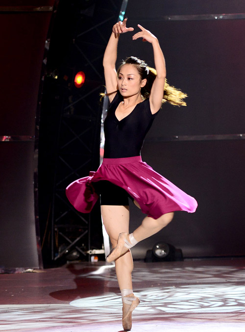 Chấn thương nặng, thí sinh Bước nhảy dừng cuộc - 17