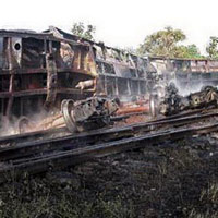 Tin tức trong ngày - Myanmar: Cháy tàu chở xăng, 25 người chết