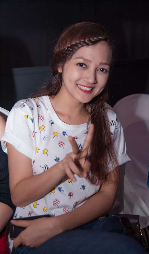 Bảo Anh giản dị đi cổ vũ The Voice - 4