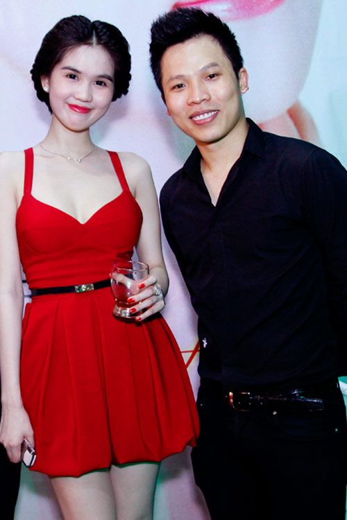 Ngọc Trinh chính thức làm bà chủ - 2