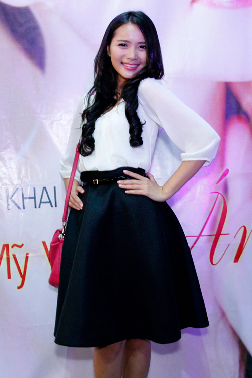 Ngọc Trinh chính thức làm bà chủ - 6