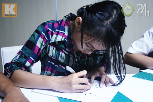 Giới trẻ Sài thành mê mẩn học làm thiệp 3D - 4